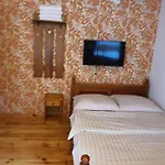 Apartament żabi Dwór