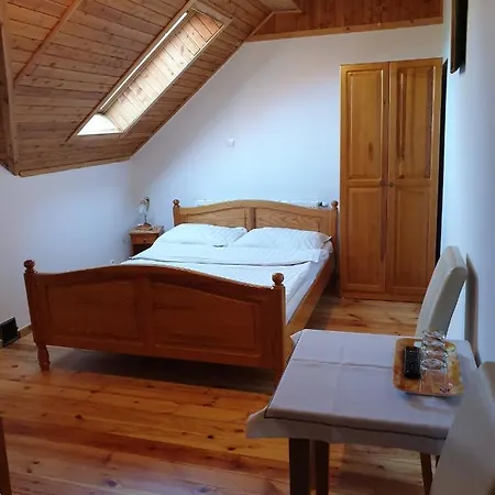 żabi Dwór * Ostrzyce