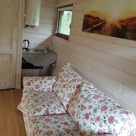 Zabi Dwor アパート *