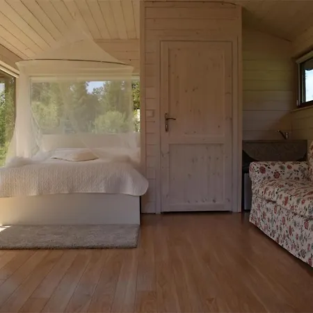 Zabi Dwor オストシツェ