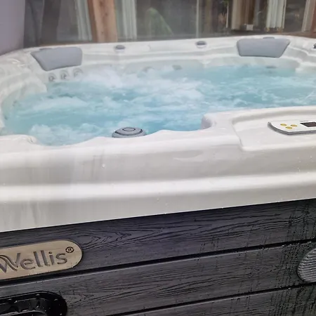 Zabi Dwor アパート