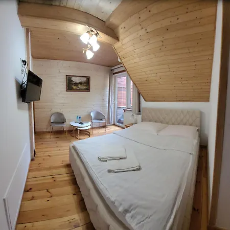 Zabi Dwor アパート