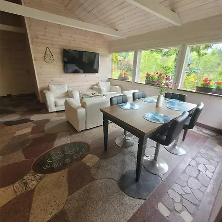 Zabi Dwor オストシツェ