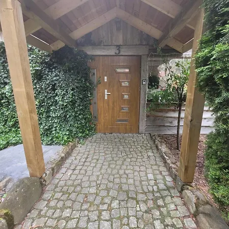 Zabi Dwor オストシツェ