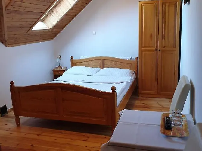 Zabi Dwor * Ostrzyce